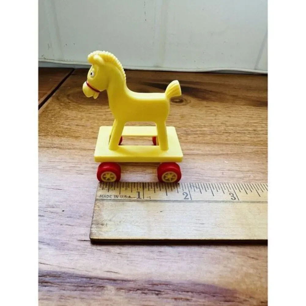 Lot of 2 McDonald's Happy Meal Toy Vintage‎ 1986 Yellow Horse on Wheels